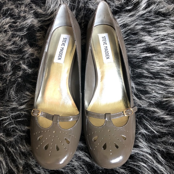 Steve Madden Shoes - Steve Madden Brown Patent Mary Jane Wedge Shoes Size 8